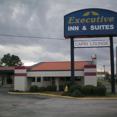 Executive Inn & Suites - オーガスタ エクステリア 写真